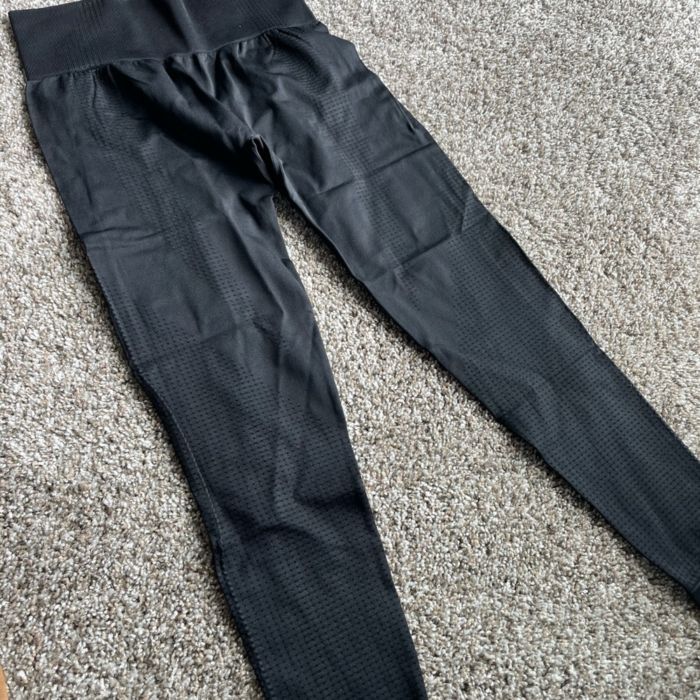 SEASUM leggings